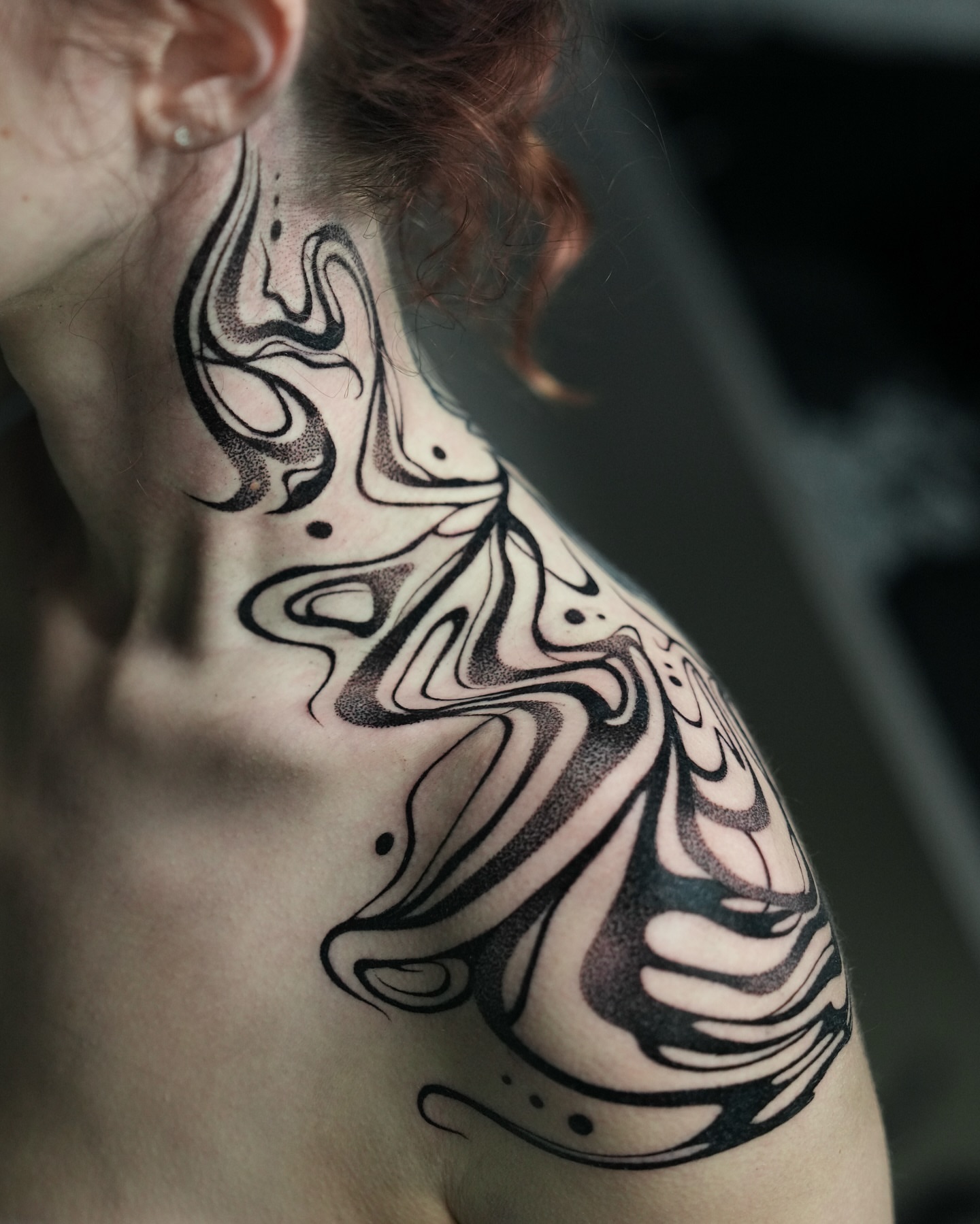 Abstract fluid design dotwork tattoo on the shoulder by ⓝⓐⓘⓡⓐⓓⓞⓣⓢ