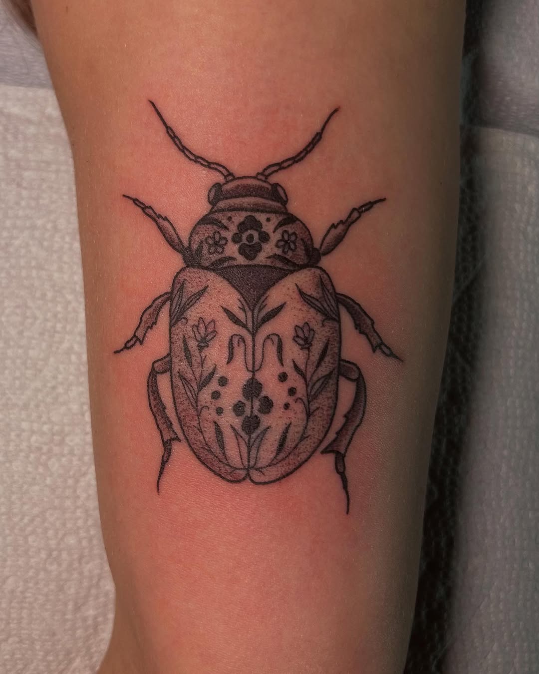 Tattoo by @wldspce — fine_line, dotwork