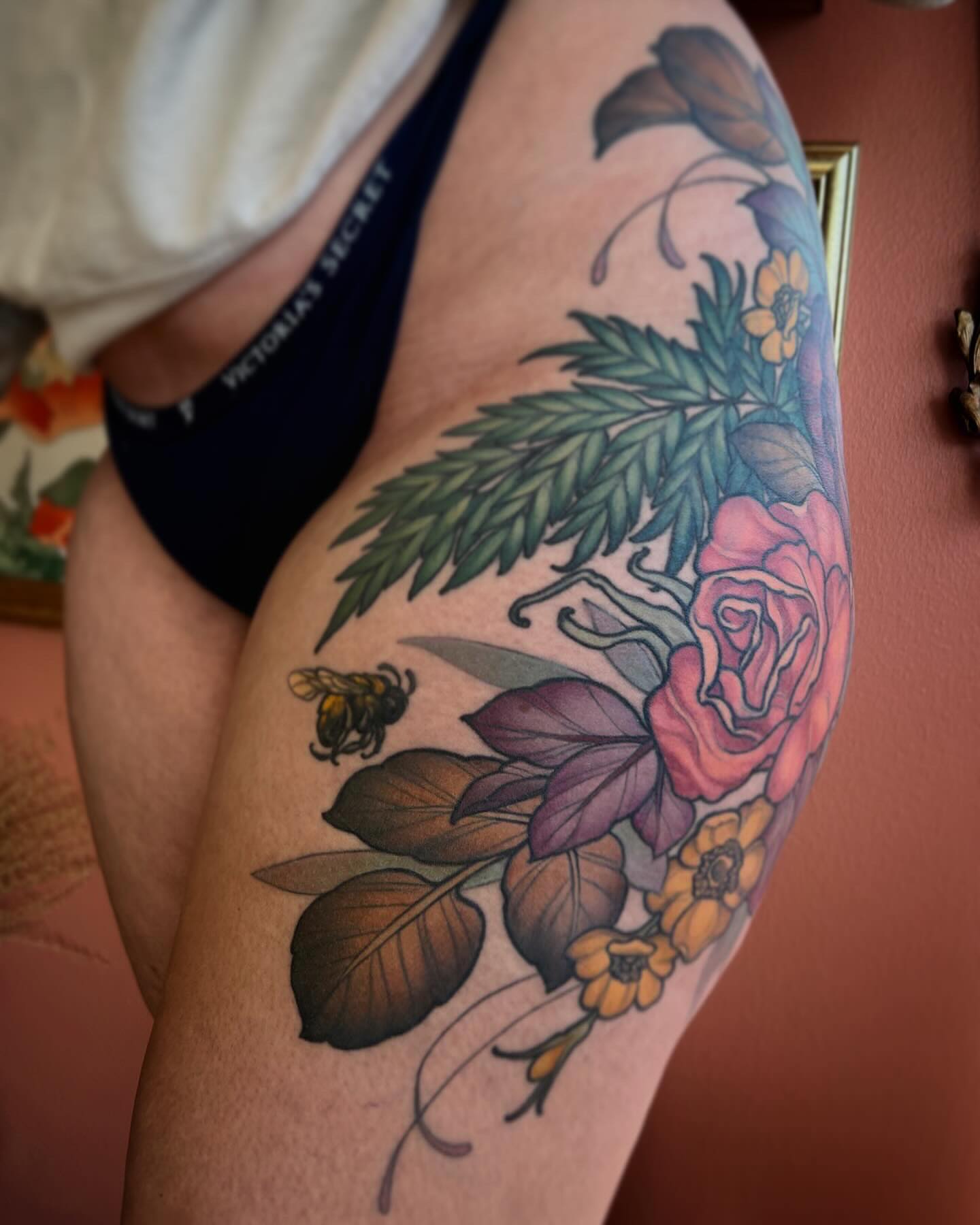 Floral bouquet new school tattoo on the thigh by β₯πΈππͺπ€π€π ππβπππβ₯