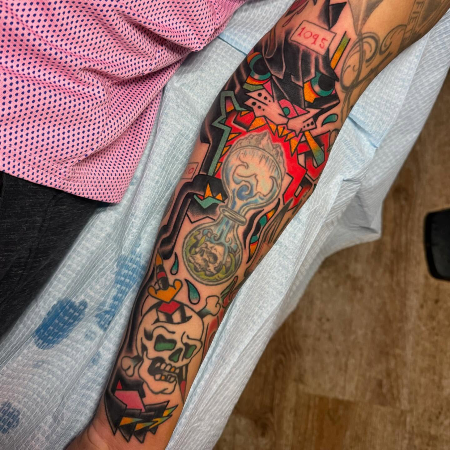 Tattoo by @woojintattoo — american_traditional, geometric