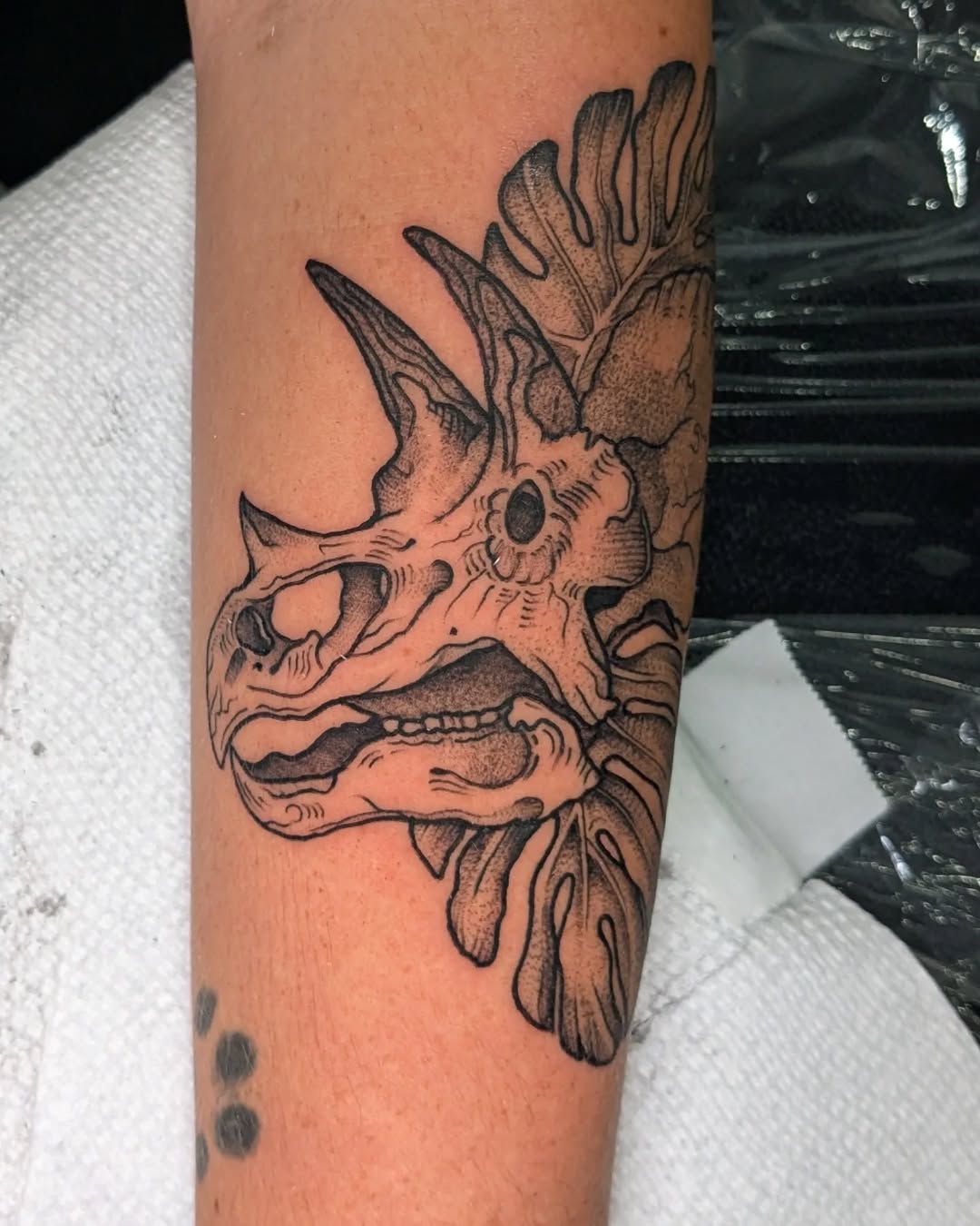 Tattoo by @jazihnotattoo — black_and_grey, realism