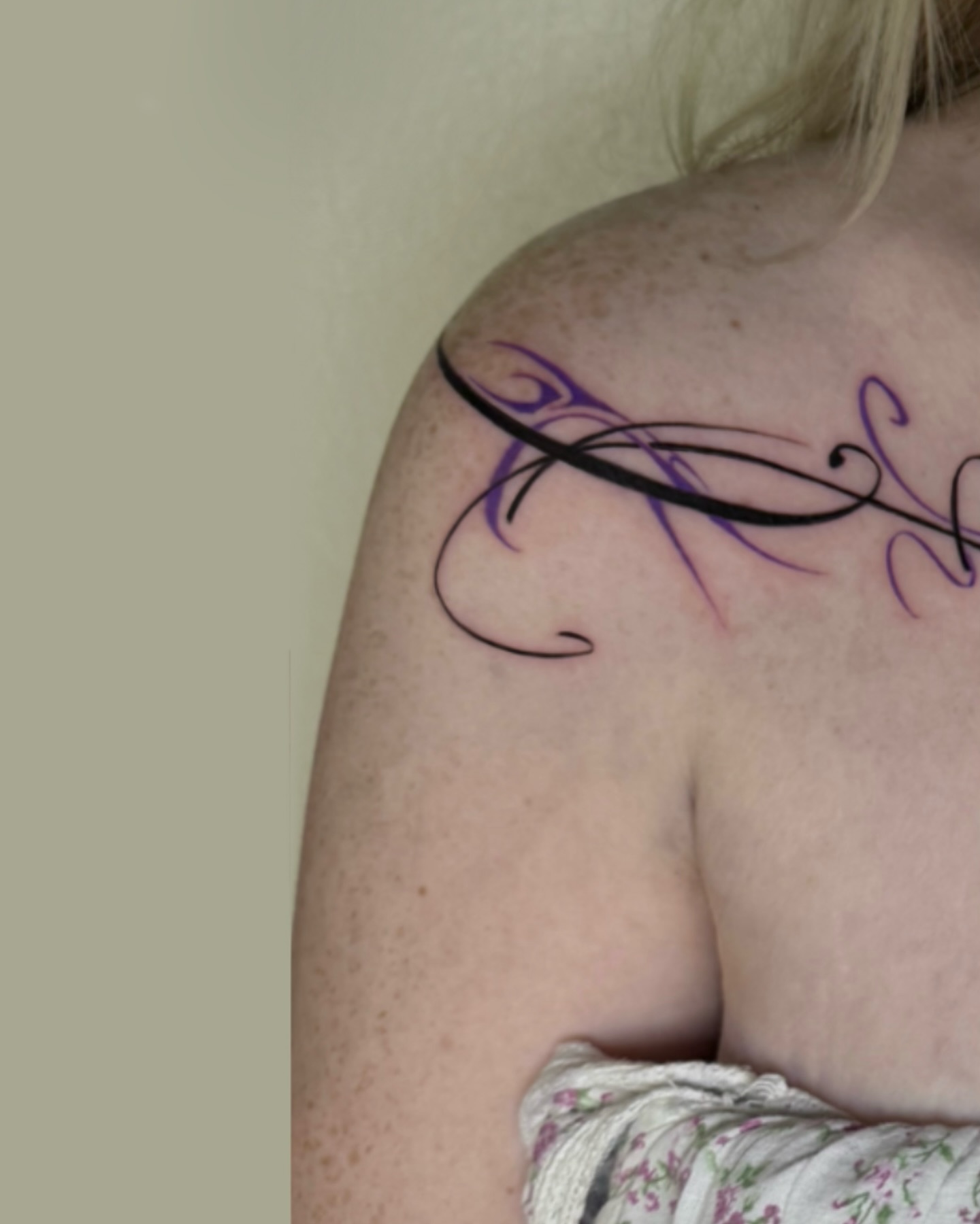 Swirls tribal tattoo on the shoulder by G̵̨̗̗̈̅̓́͡ĕ̸̡̜̫̾̌̎̈͠ë̷̢̳̤̰̗͈̃͌͒̚͞