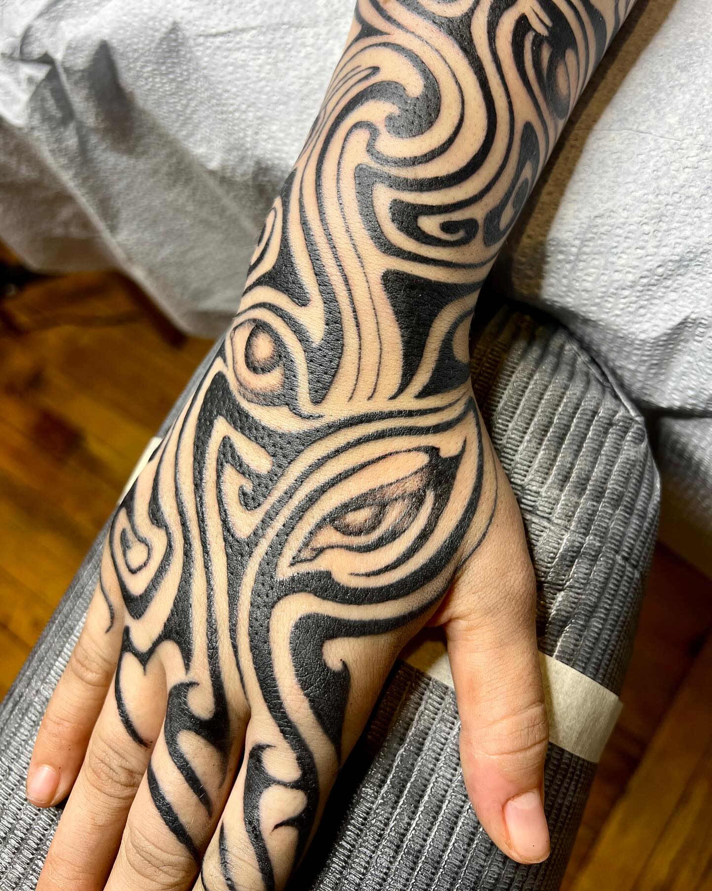 Tribal pattern tribal tattoo on the hand by 👽 Kat 👽, San Francisco, California