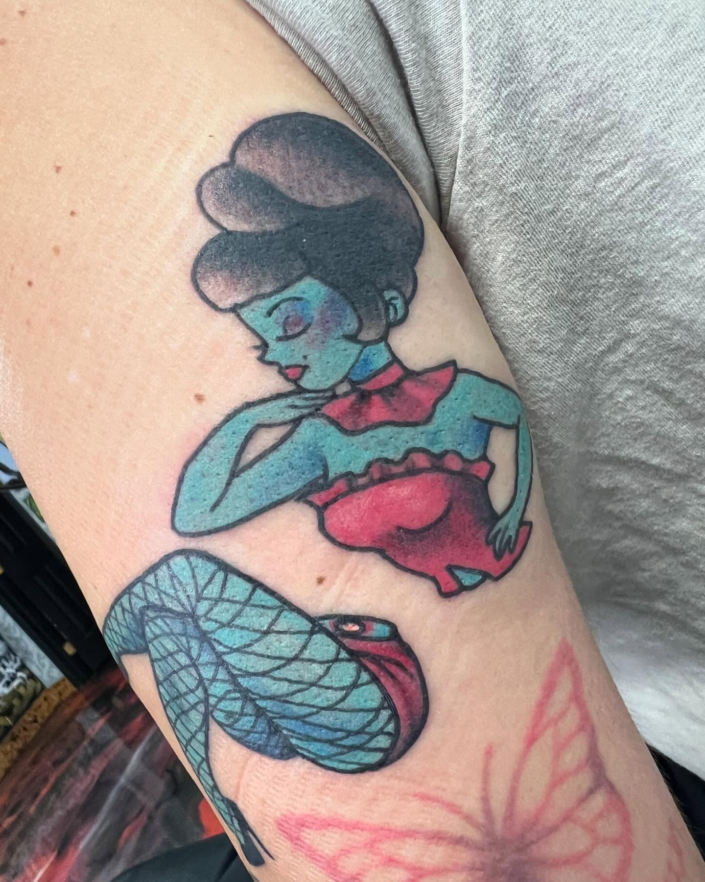 Tattoo by @relentlesley83 — american_traditional