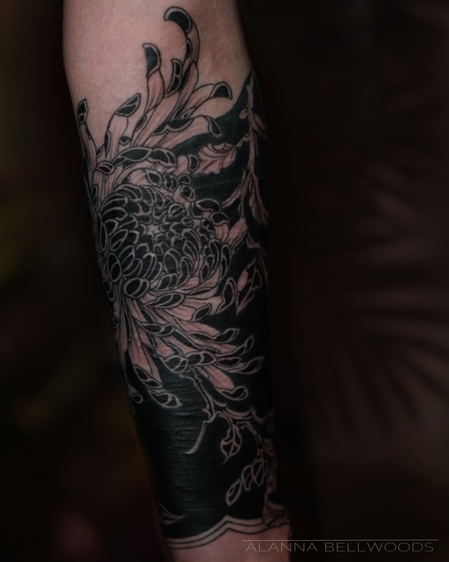 Tattoo by @alannabellwoods — black_and_grey