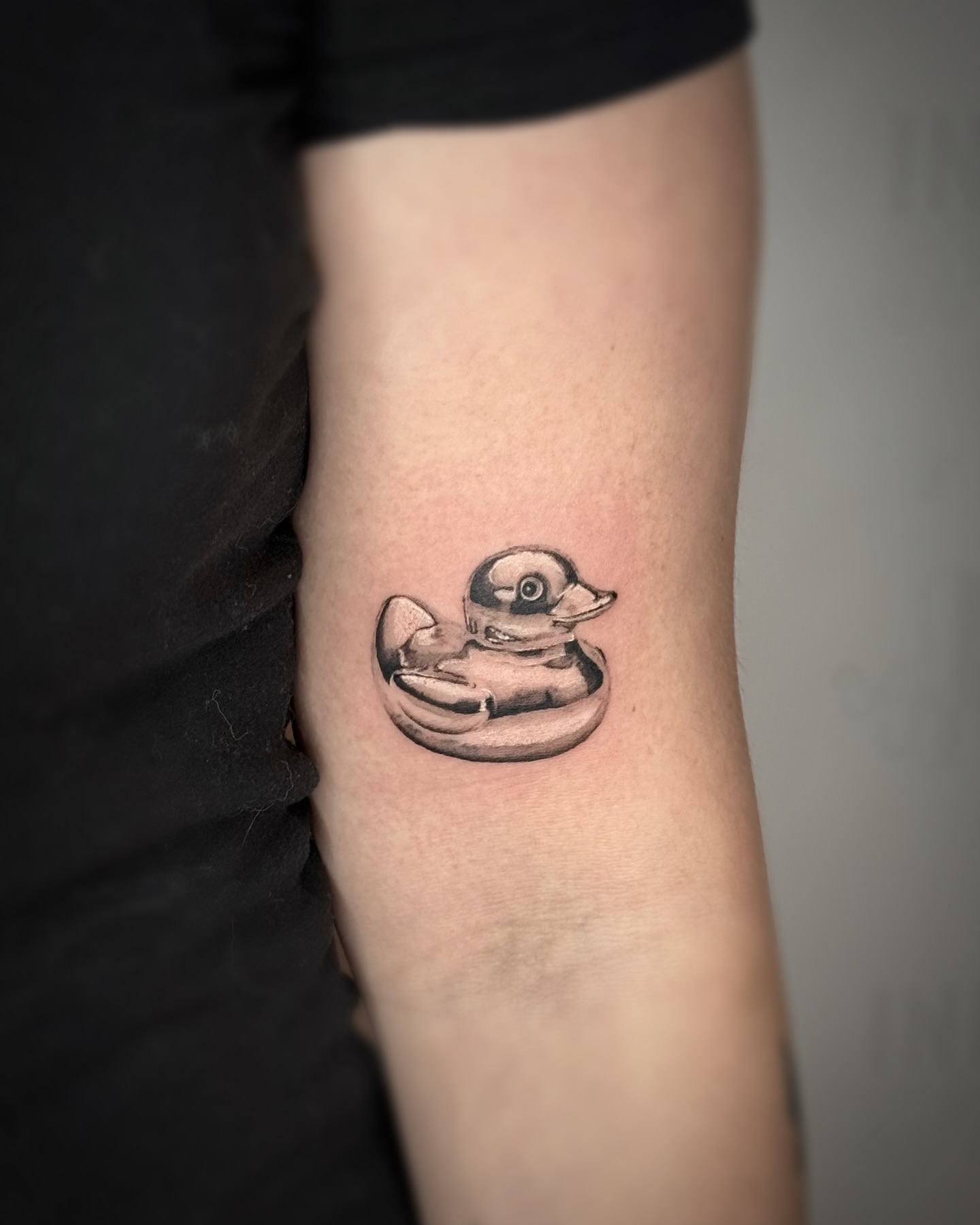 Tattoo by @gagemansfield.tattoos — black_and_grey