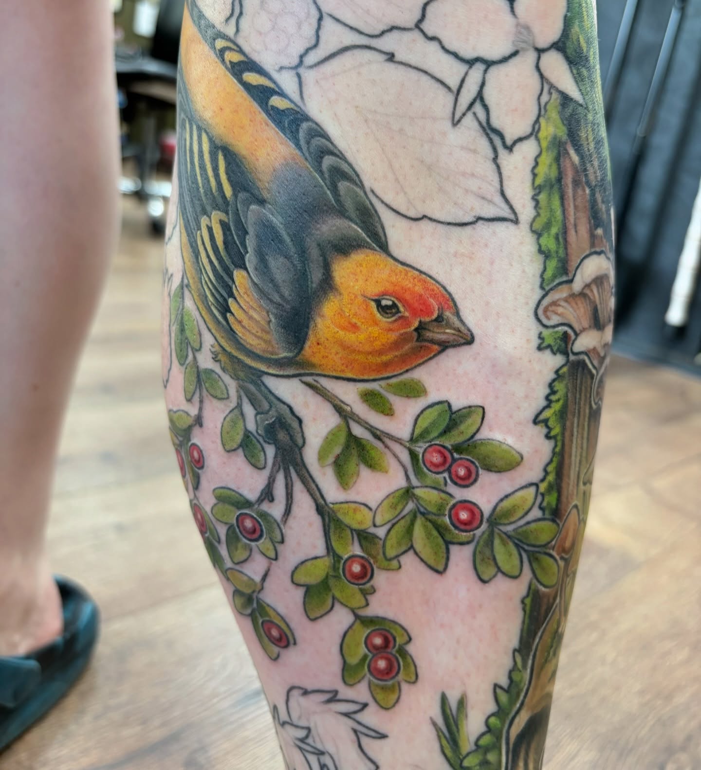 Tattoo by @lockejessmonster โ realism