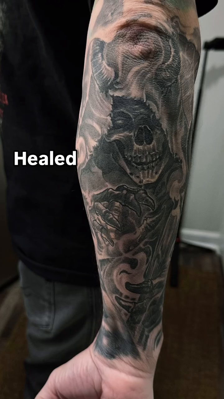 Skull and smoke dark realism tattoo by TATTOOS by Elvis Ramos - California tattoo