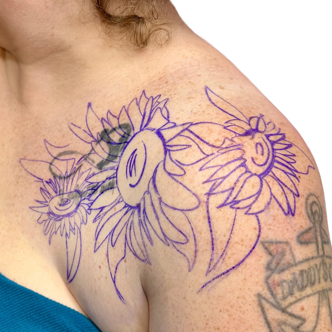 Tattoo by @anastrangebird — american_traditional