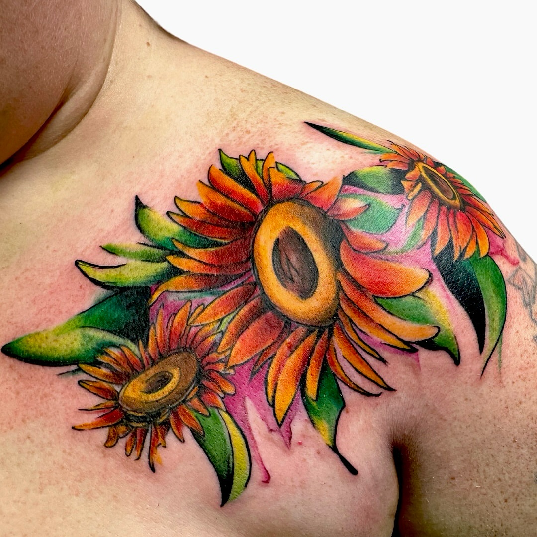 Tattoo by @anastrangebird — american_traditional