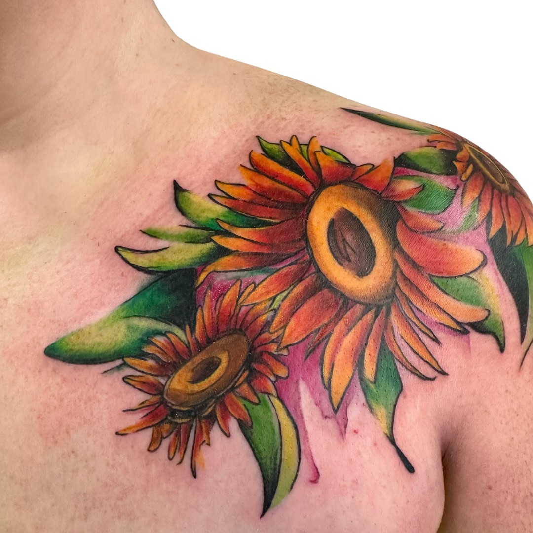 Tattoo by @anastrangebird — realism
