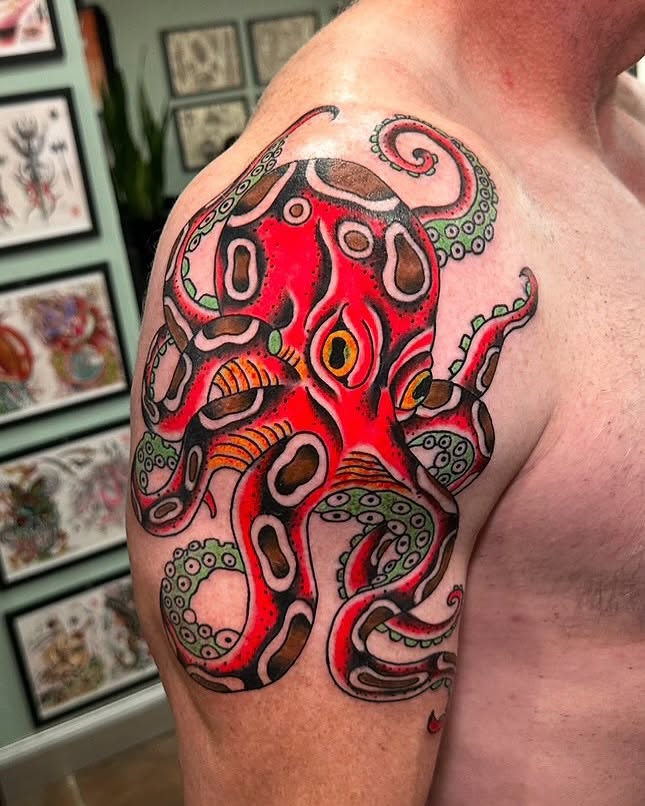 Octopus American traditional tattoo on the shoulder by 𝕯𝖗𝖊𝖜 𝕲𝖎𝖑𝖊𝖘 𝕵𝖆𝖙𝖙𝖔𝖔, Addison, Texas