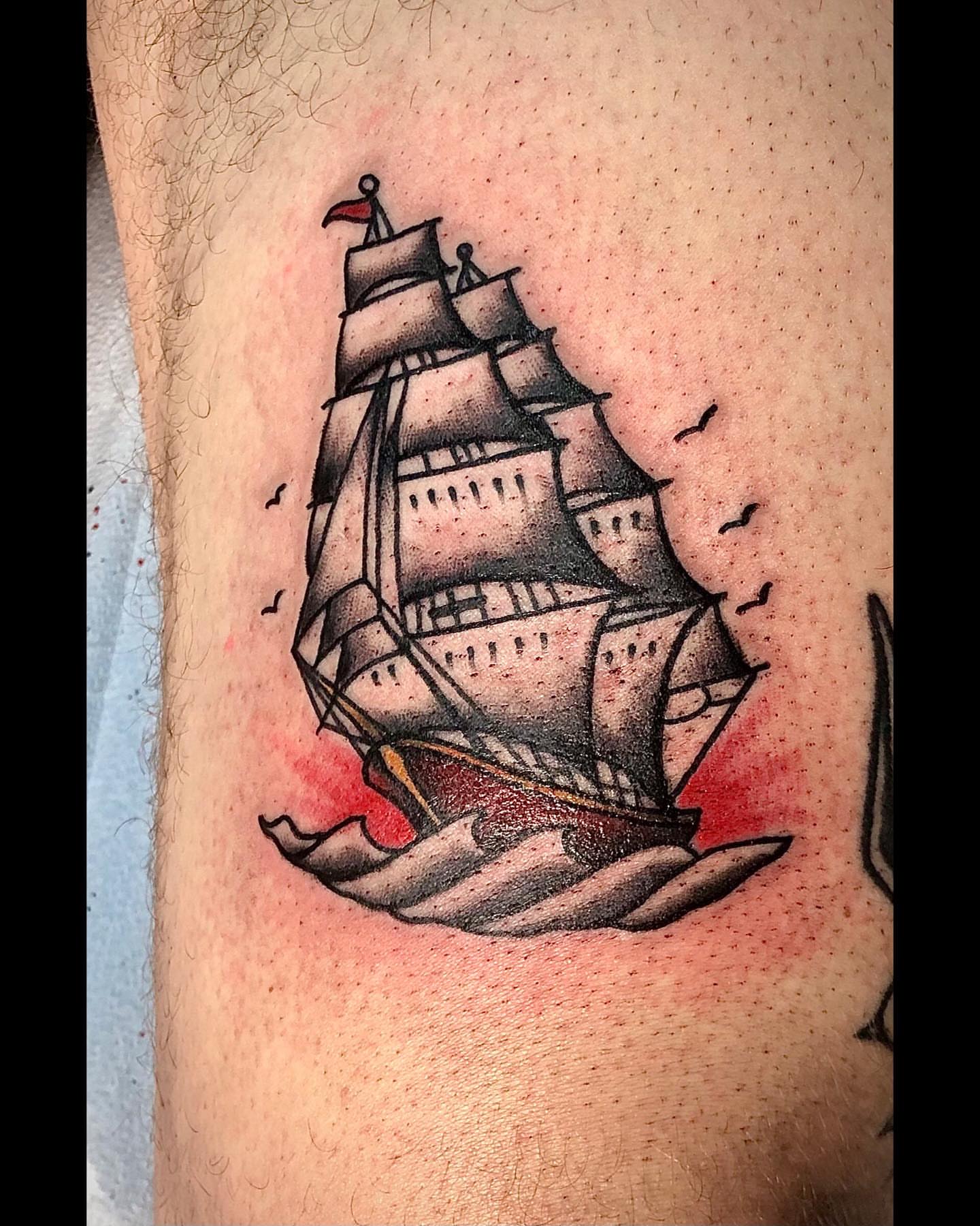 Tattoo by @m6o6i6 — american_traditional