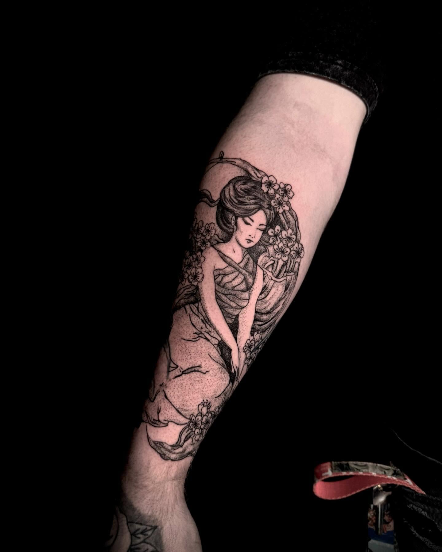 Tattoo by @oneinkedangel — black_and_grey