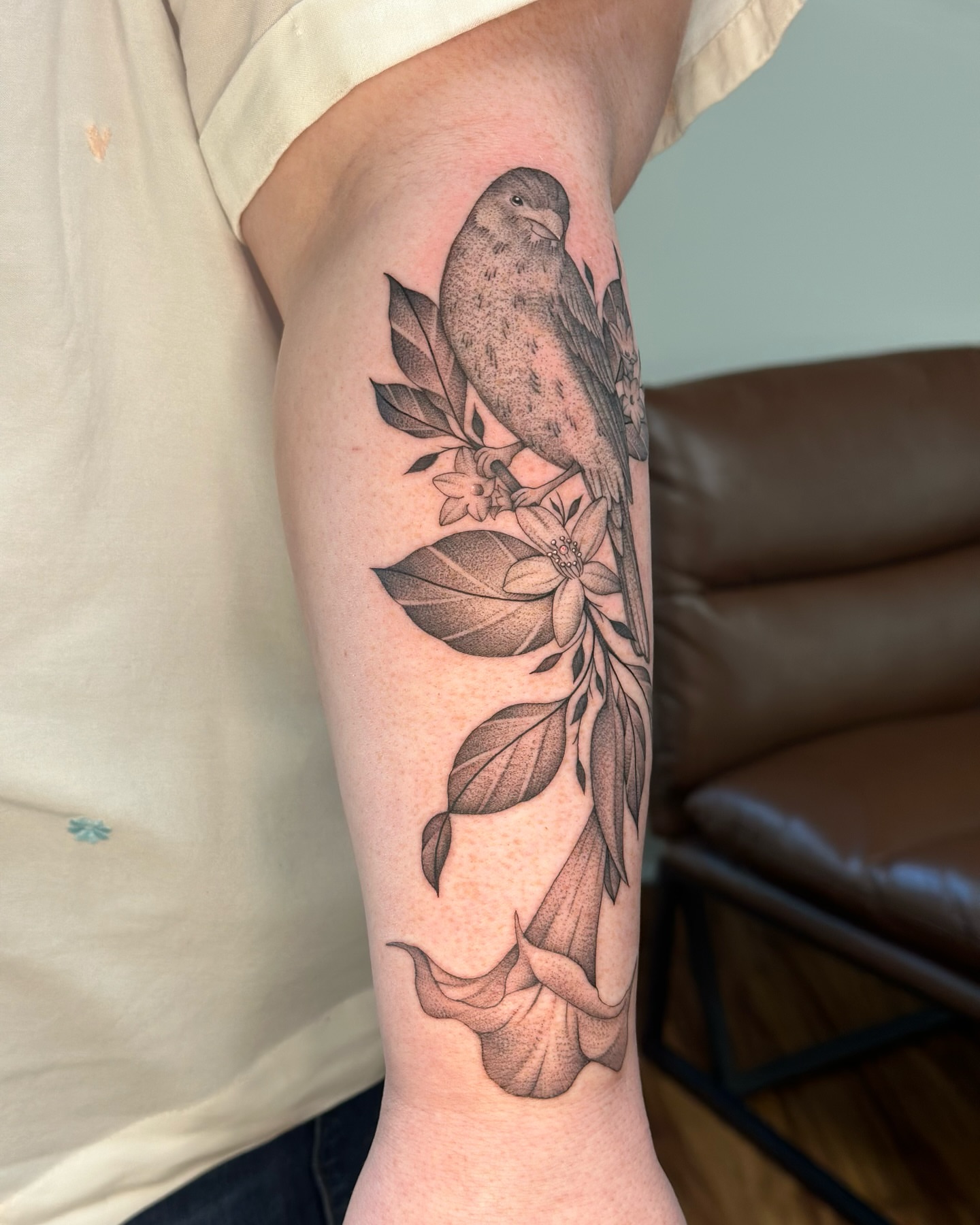 Tattoo by @vreevestattoo โ black_and_grey, realism