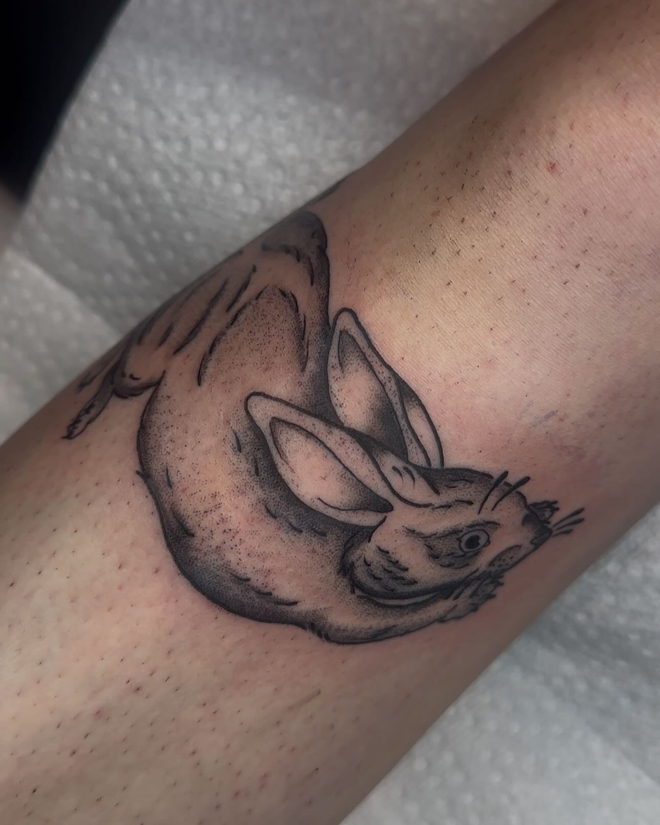 Tattoo by @savannahleetattoos — black_and_grey