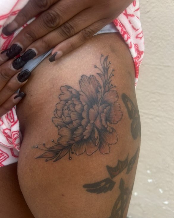 Tattoo by @inkedbykz — black_and_grey