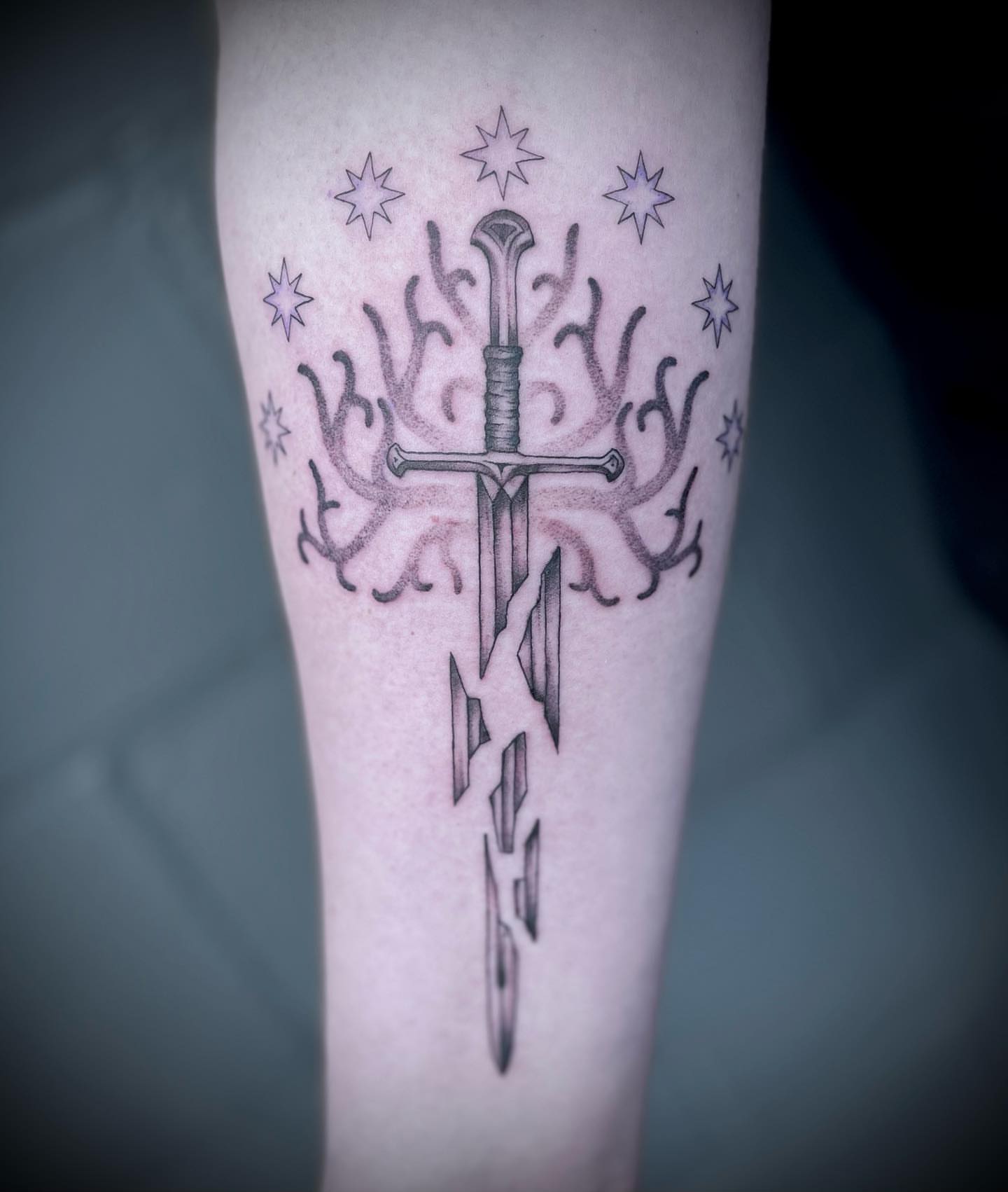 Tattoo by @rosie_coyote — black_and_grey