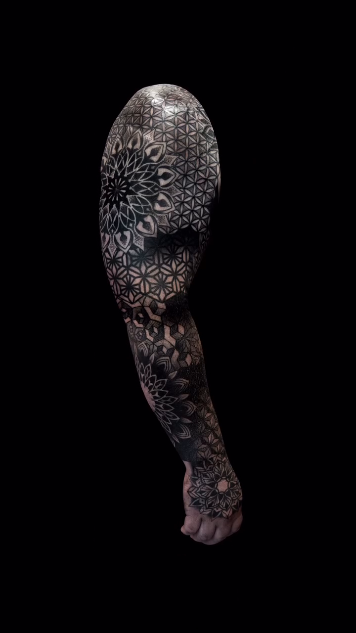 Tattoo by @kylegiffen โ geometric, blackwork
