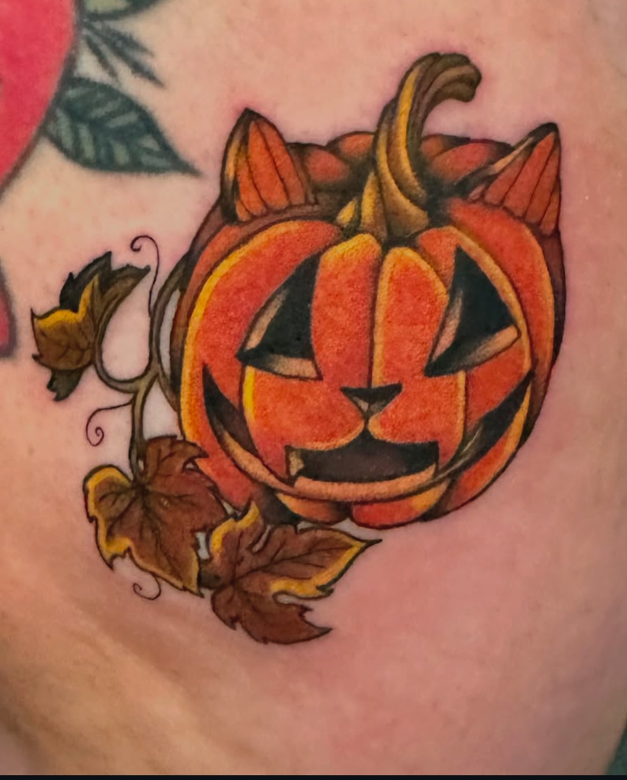 Tattoo by @anastrangebird — american_traditional