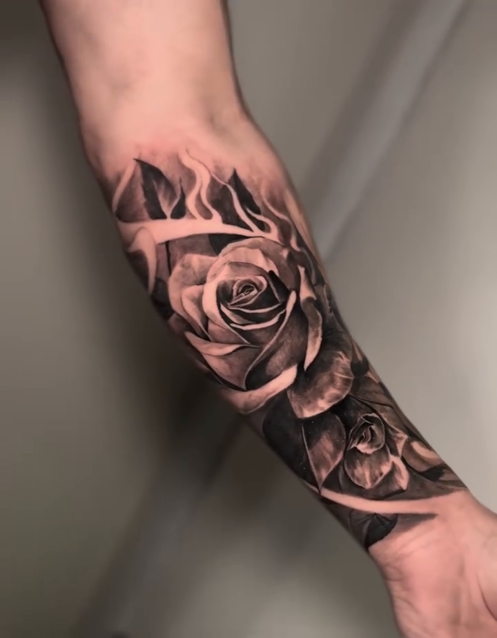 Tattoo by @tattoo_ravay — black_and_grey, realism