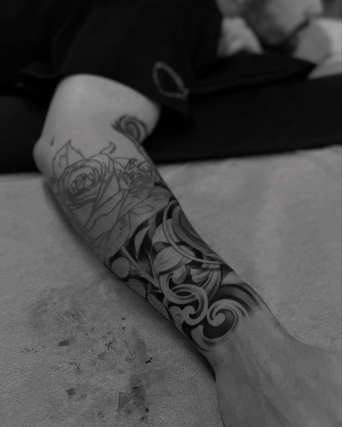 Rose black and grey tattoo on the forearm by Bryan ๐ฅ Loggins, Baton Rouge, Louisiana