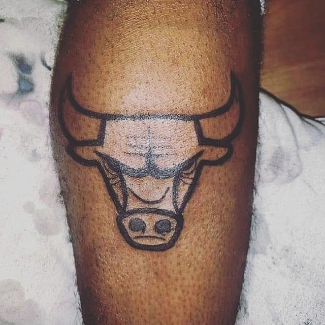 Tattoo by @inguanzoink_ — black_and_grey