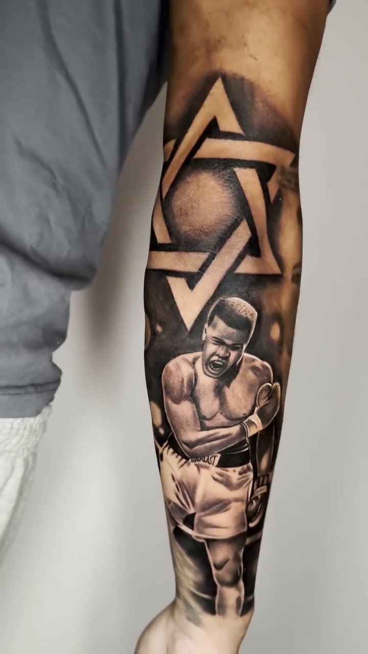 Tattoo by @saeso___ — realism, black_and_grey