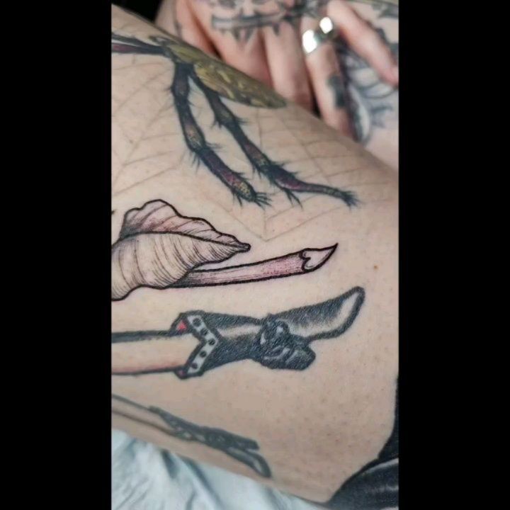 Tattoo by @doveandtoad — realism
