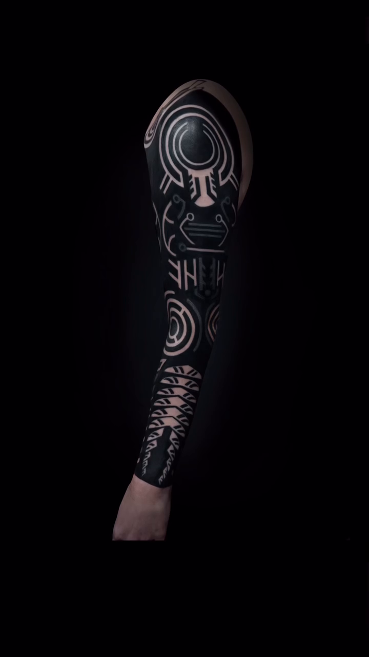 Tattoo by @kylegiffen โ blackwork, geometric