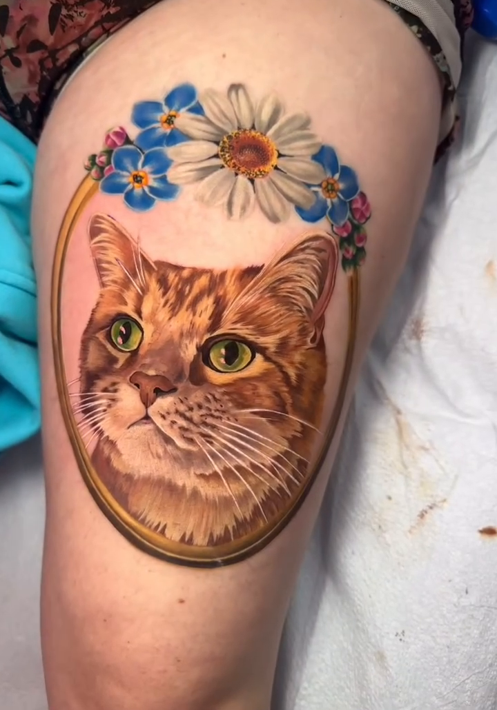 Cat portrait in a floral frame realism tattoo by ✣ ᴛɪᴀʀᴀ ɢᴏʀᴅᴏɴ ✣ video games