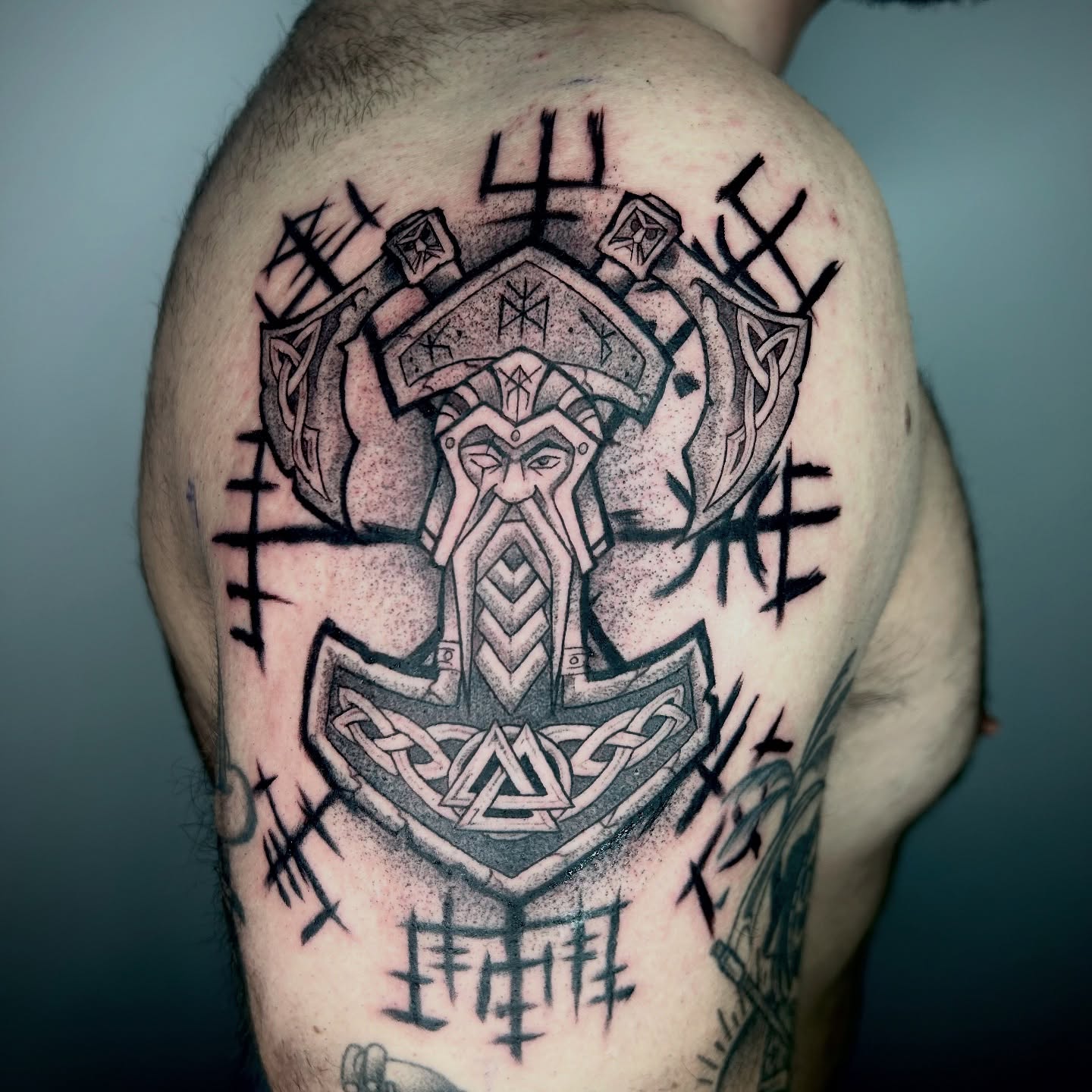 Tattoo by @lucasarts_tattoo — black_and_grey