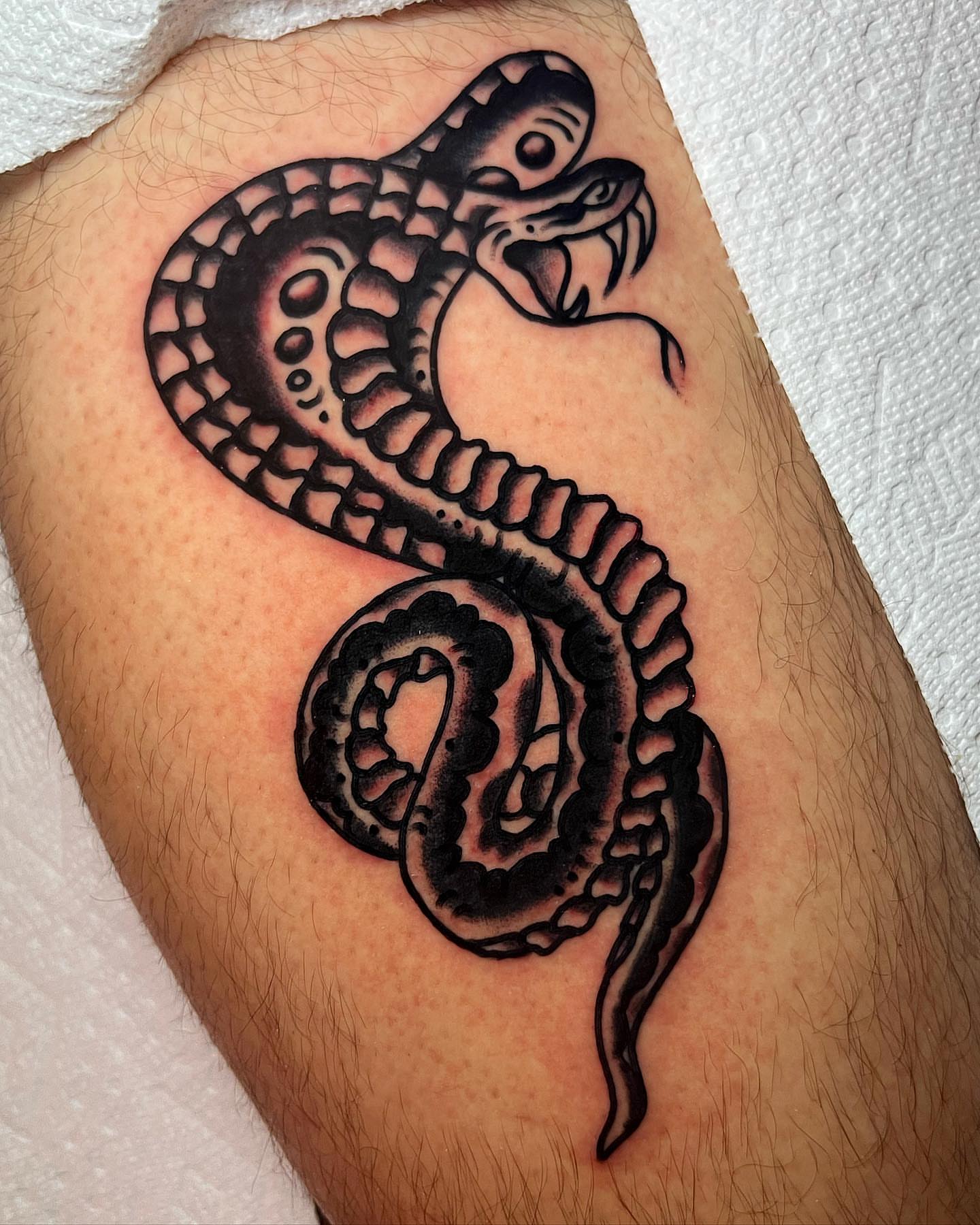 Tattoo by @snakelicausi — black_and_grey