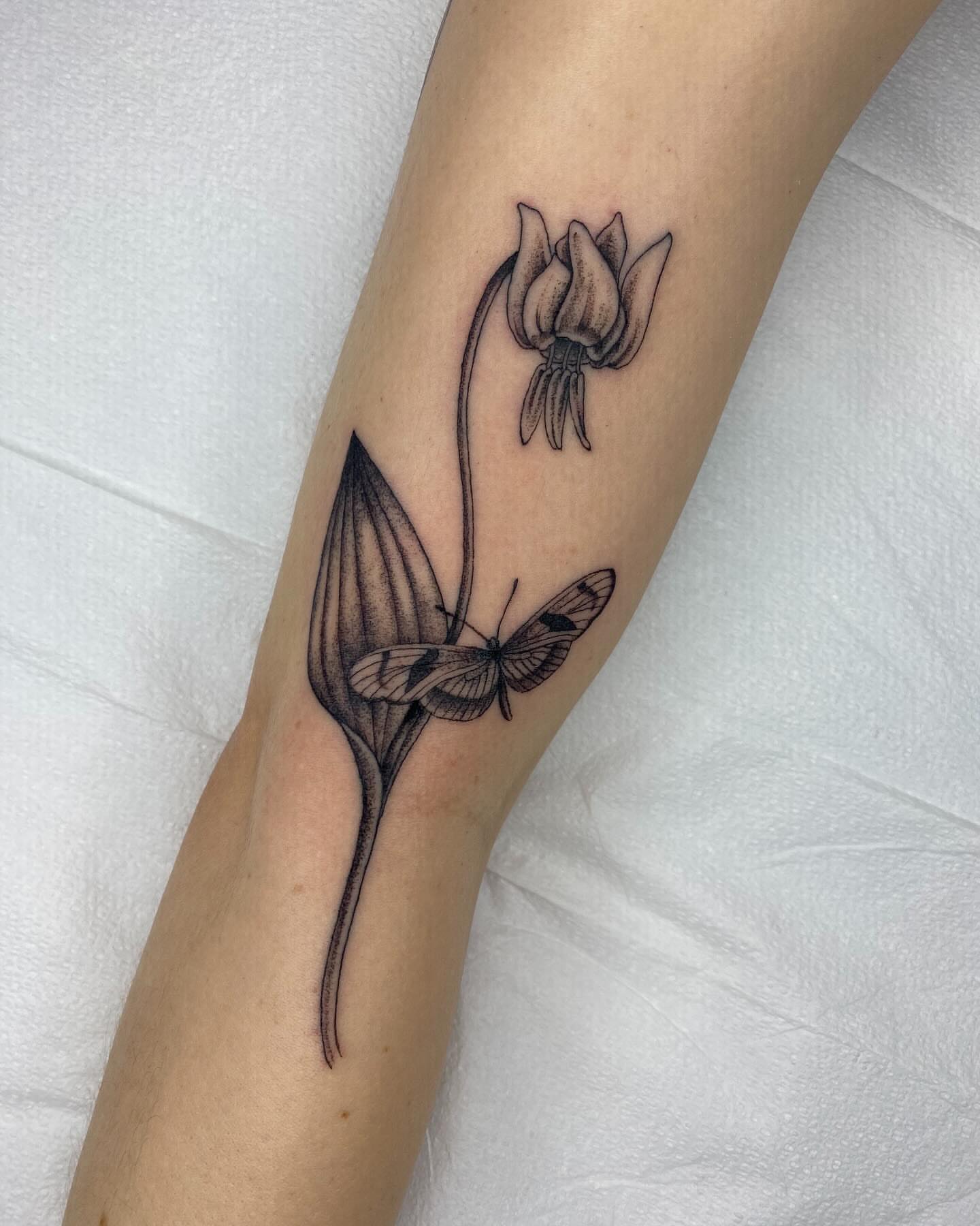 Tattoo by @mothmilk — black_and_grey