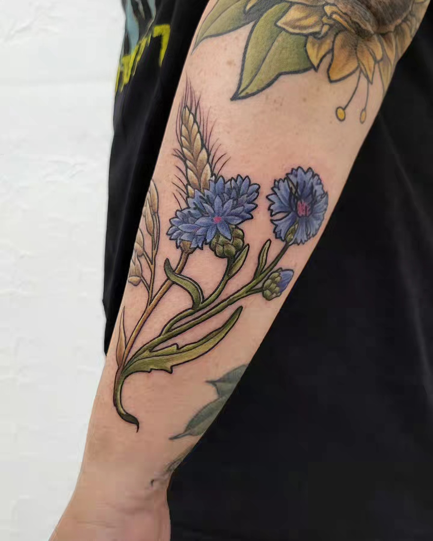 Tattoo by @lizvonborden — realism