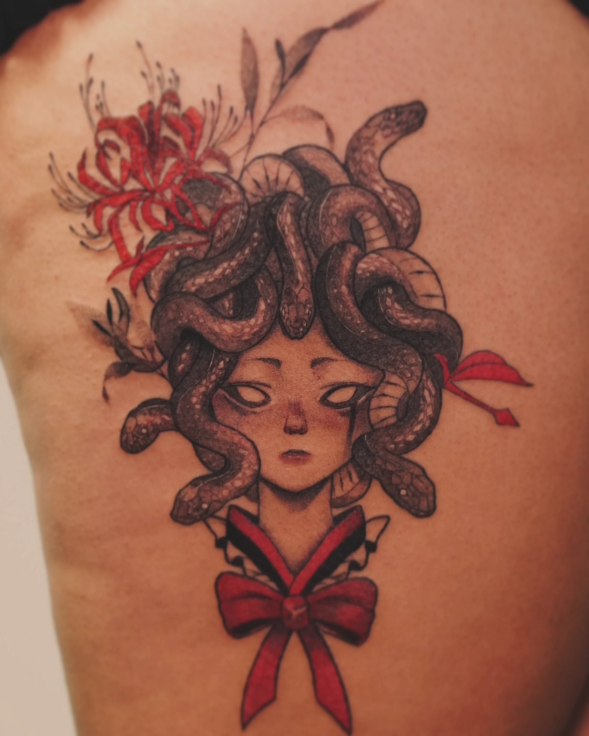Tattoo by @johnathan_tatto0 — neo_traditional, realism