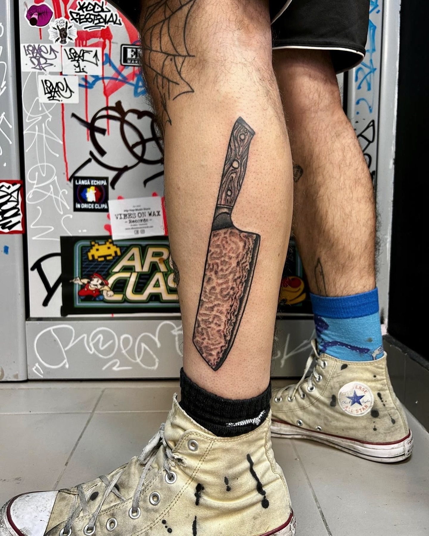 Knife realism tattoo on the calf by Comastein__________✍🏼️