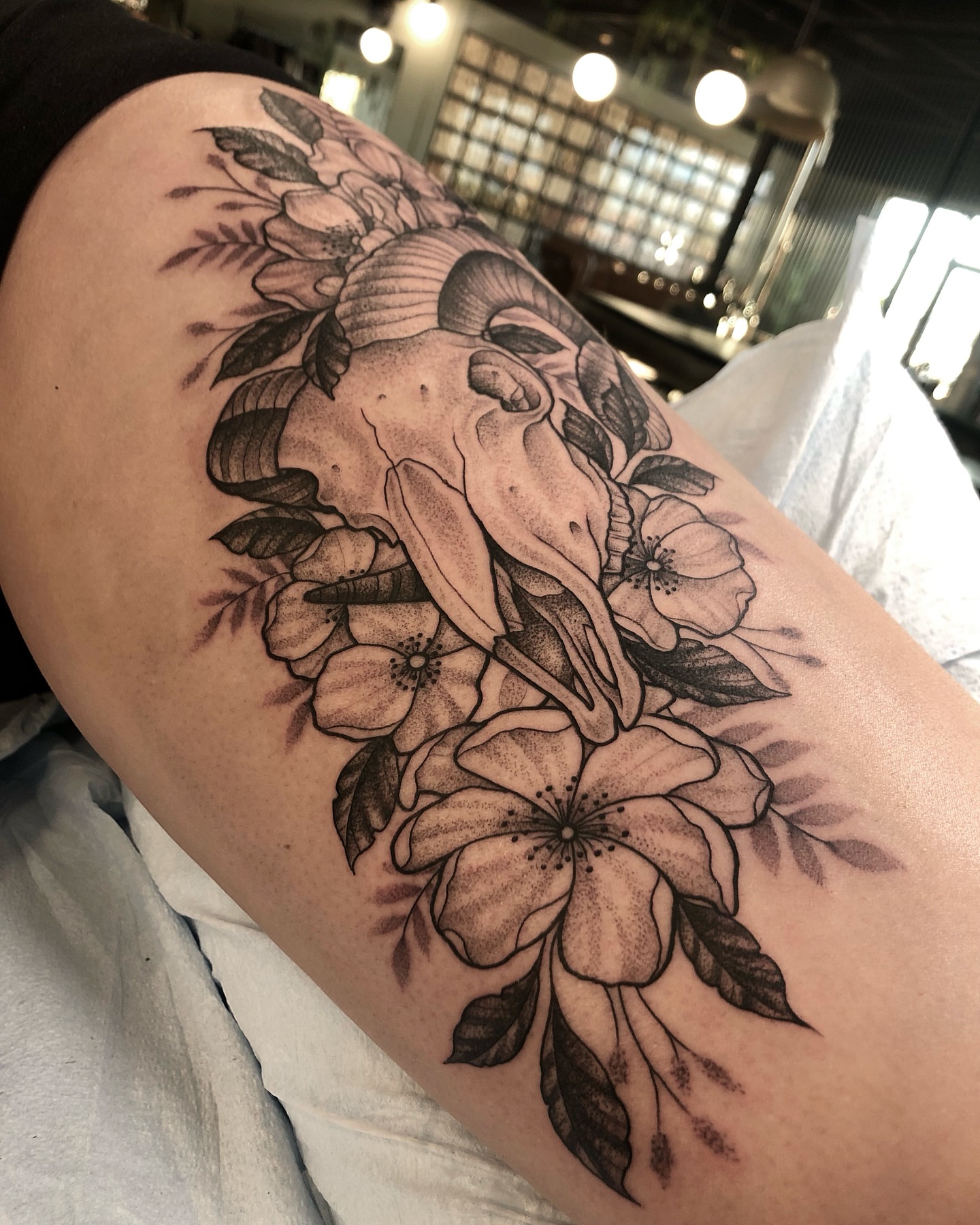 Tattoo by @jennietiesman β black_and_grey, realism