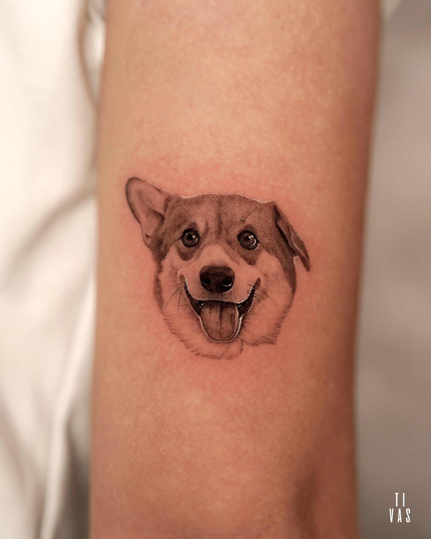 Tattoo by @tivas — realism