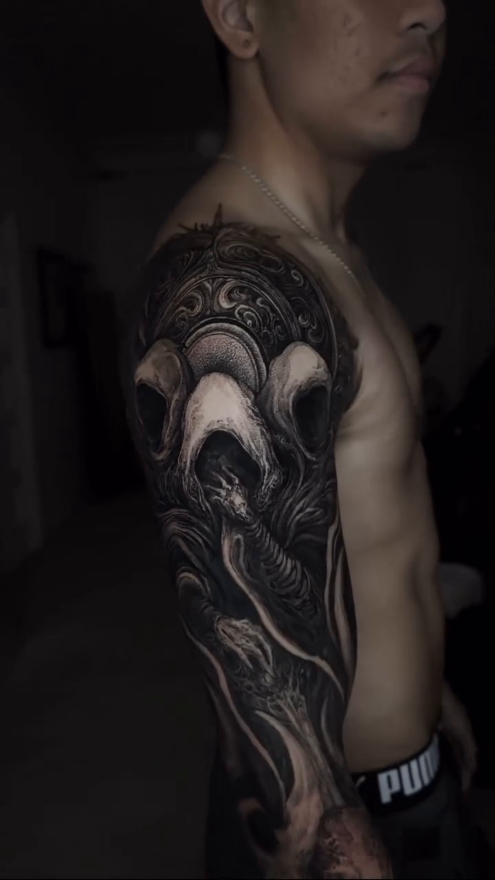 Tattoo by @rokyeom_ β dark_realism, black_and_grey
