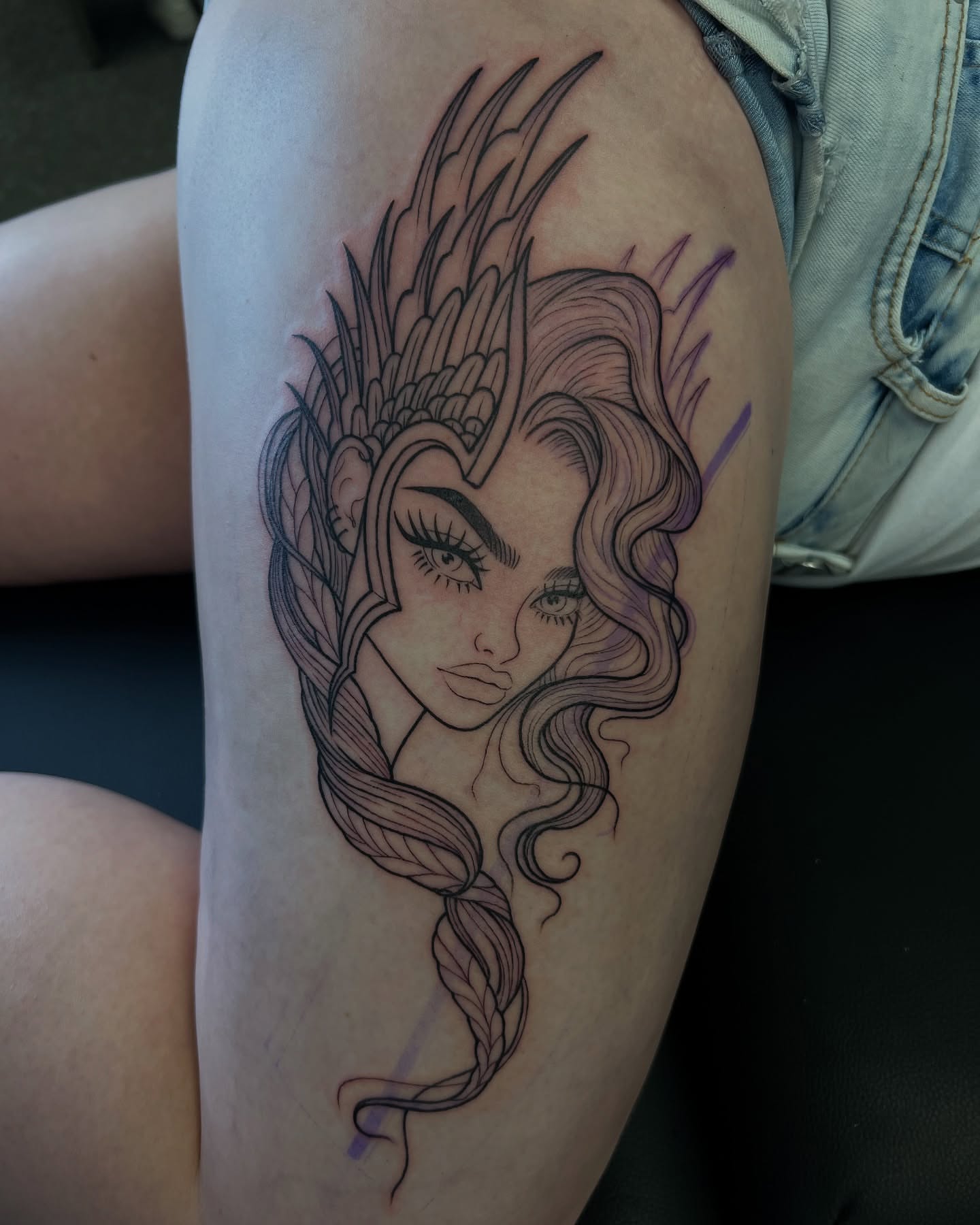 Tattoo by @lizzysmallzz — illustrative, realism