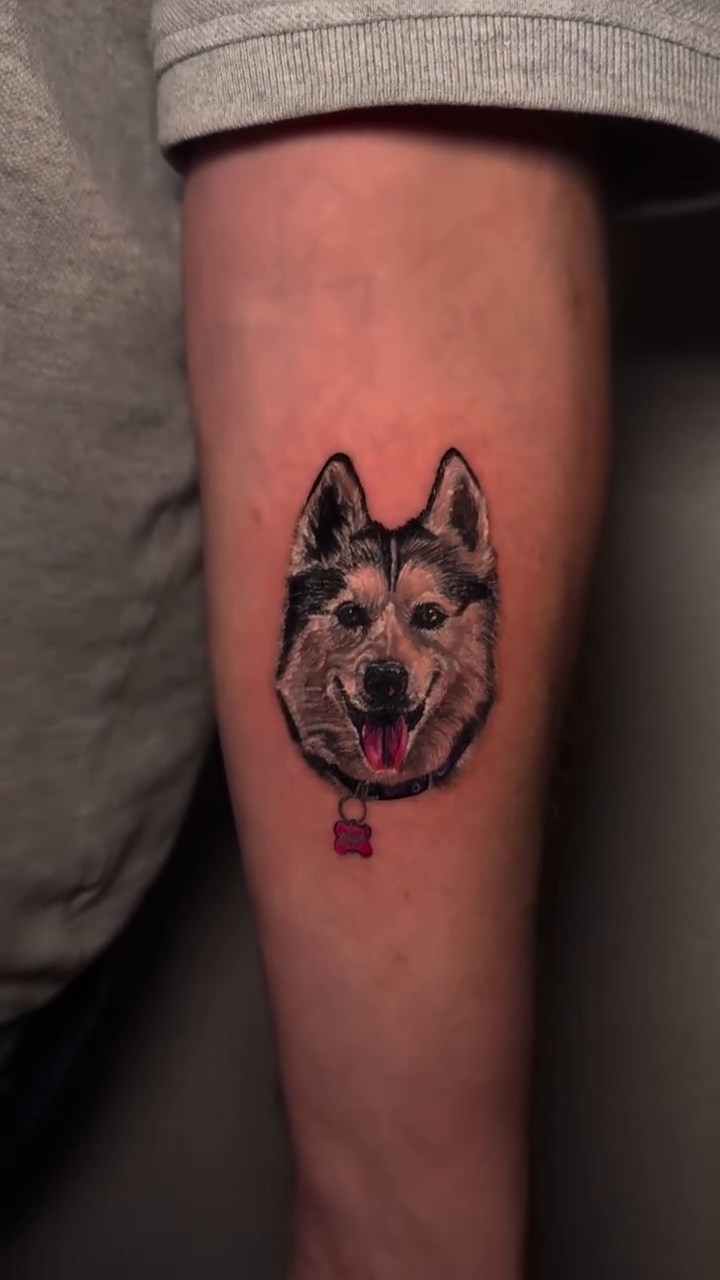 Tattoo by @mishelcastro_tattoo — realism, black_and_grey