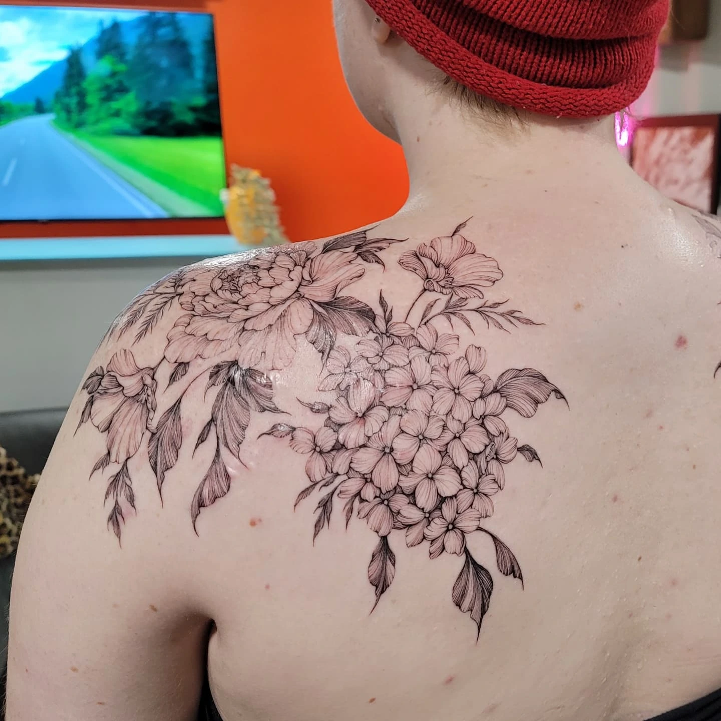 Tattoo by @asparagusnightmare — black_and_grey