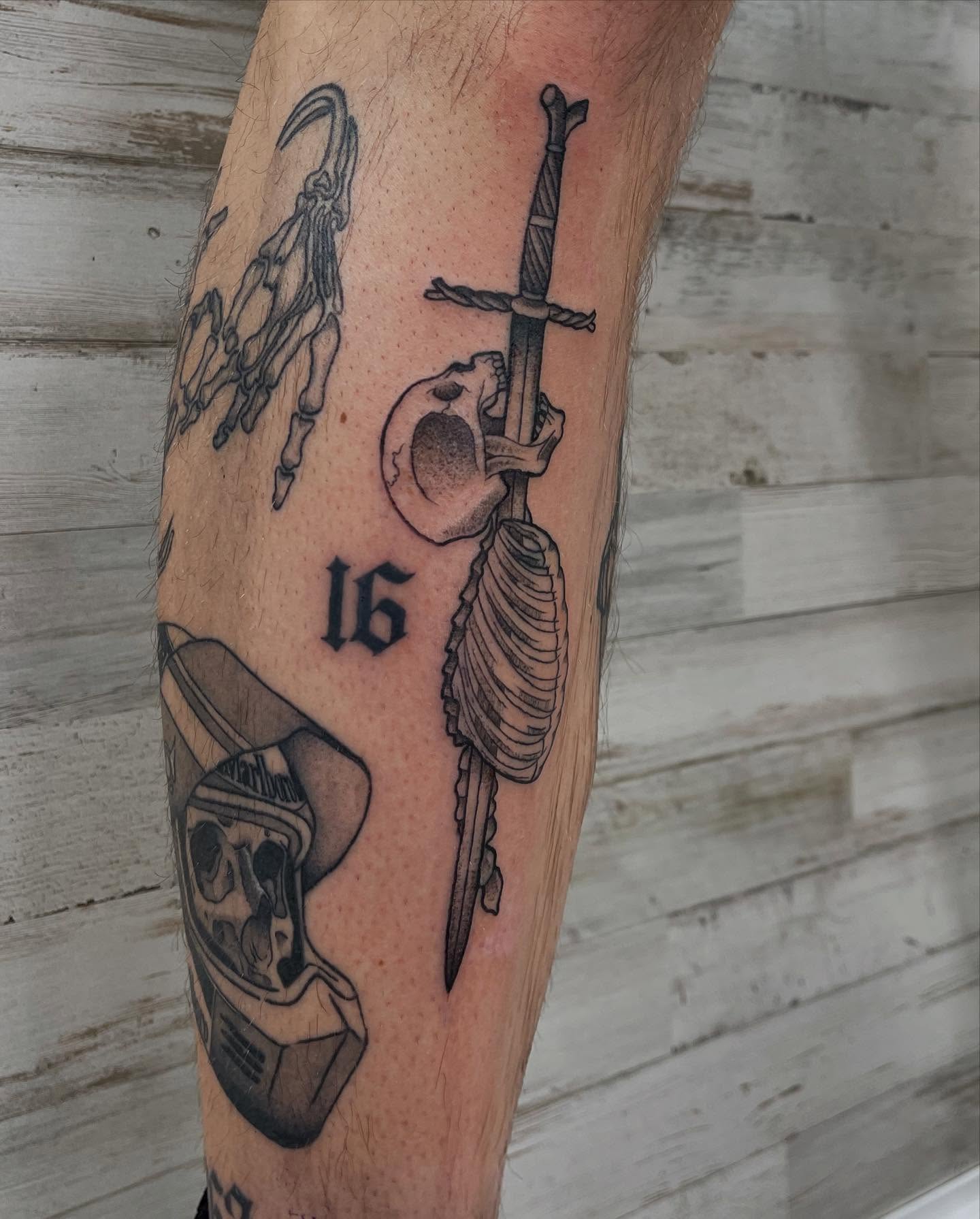 Tattoo by @snewbietattoos — black_and_grey