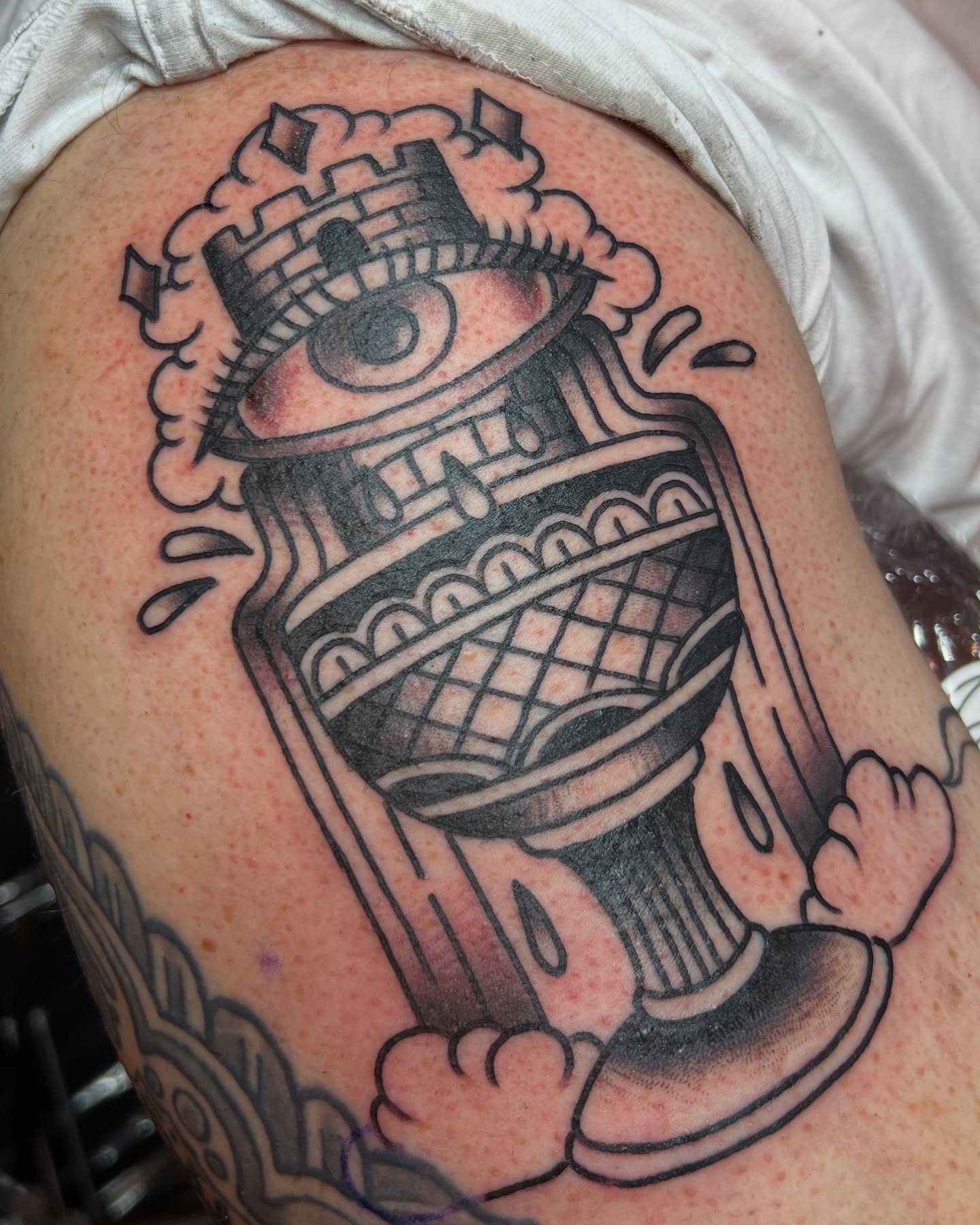 Tattoo by @ffititattoo — american_traditional