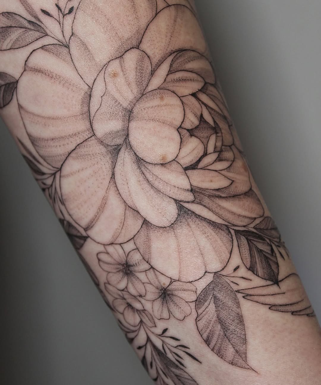 Tattoo by @inked.by_kloey — fine_line, dotwork