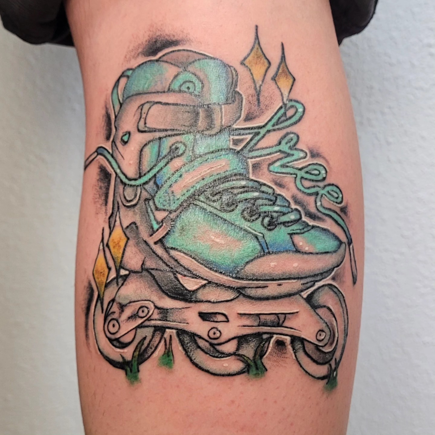 Roller skate new school tattoo on the forearm by Gonzalo Pantona