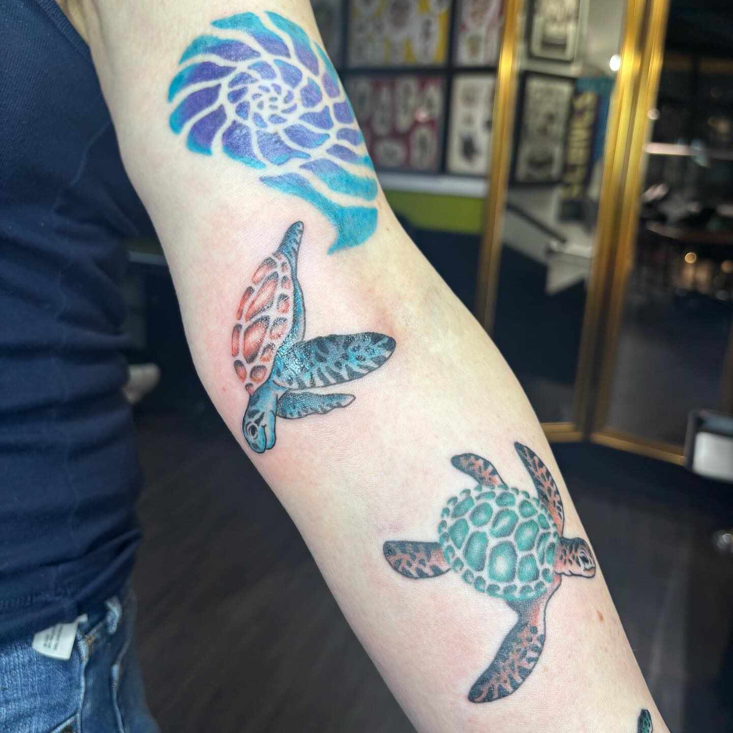 Tattoo by @bb.tatt00s — new_school, geometric