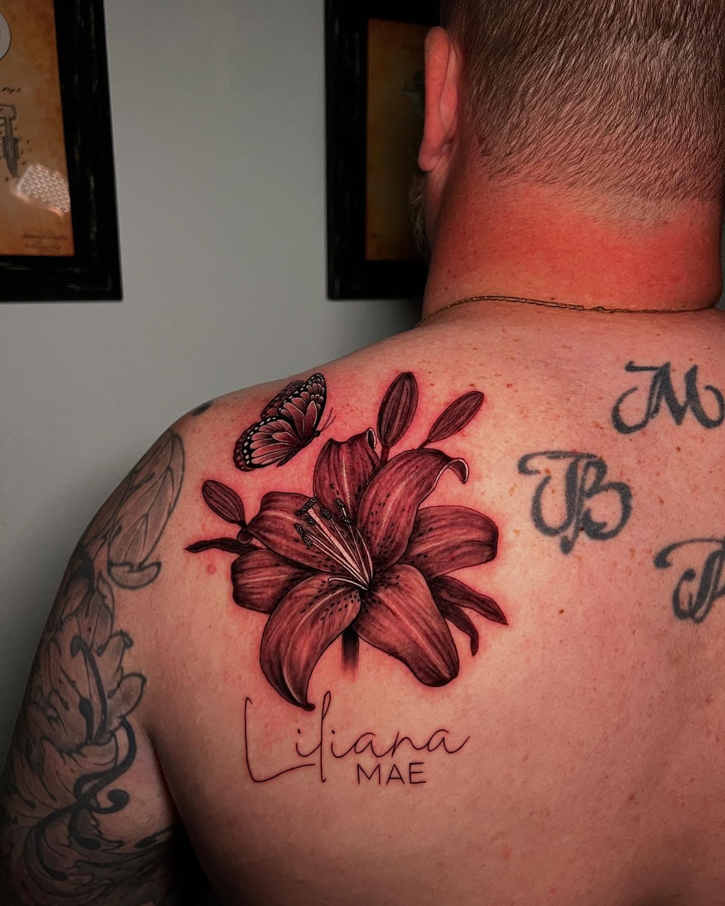 Tattoo by @elexus_tattoos — realism
