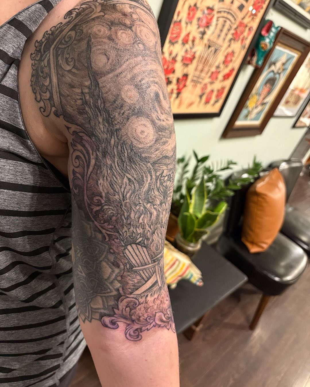 Tattoo by @jackie_tattoos — black_and_grey, geometric